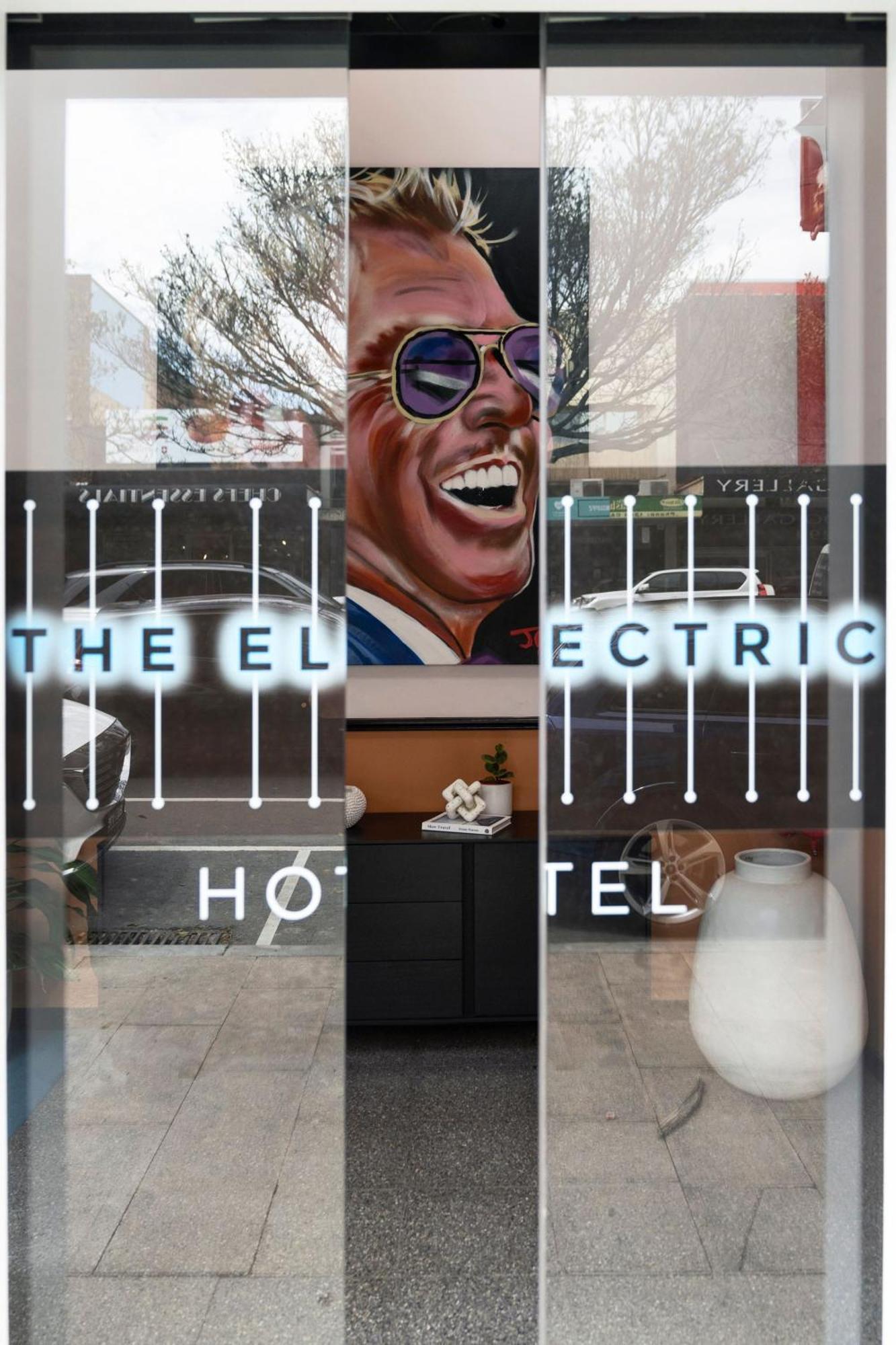 The Electric Hotel 吉朗 外观 照片